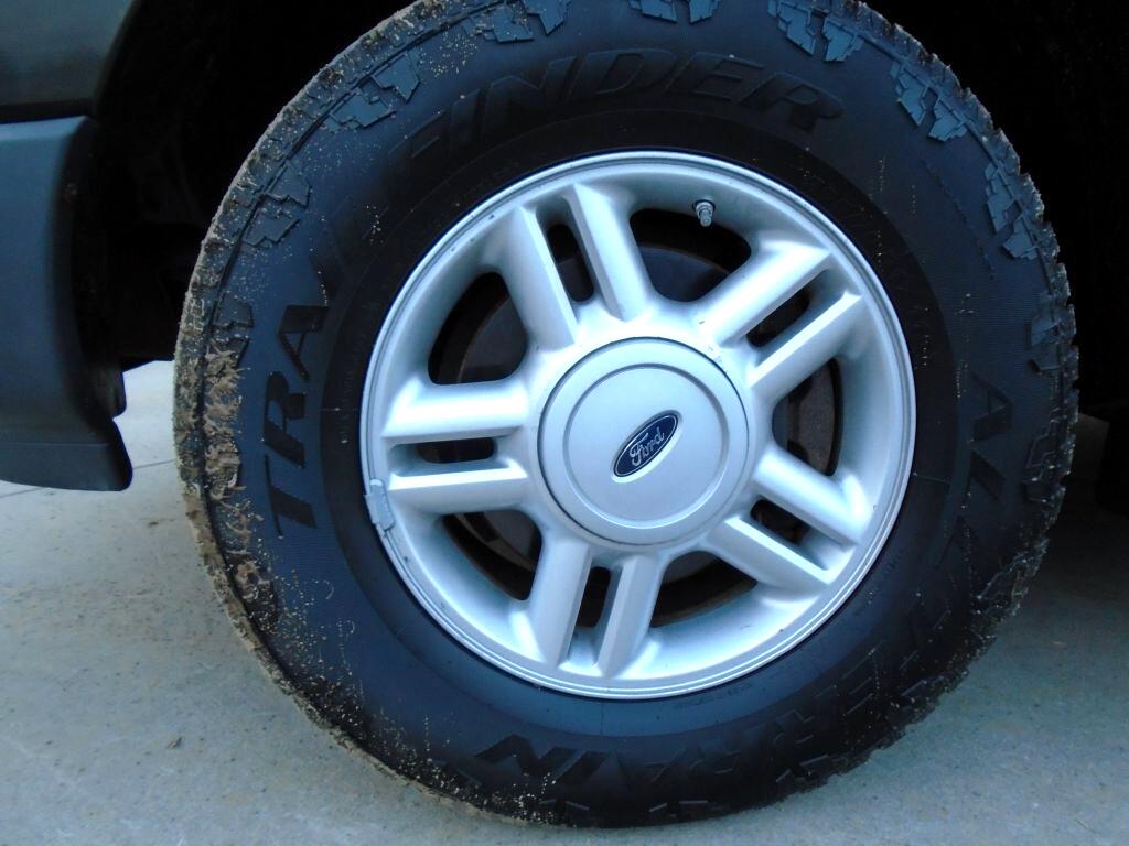 Ford Expedition XLT 4WD 2005