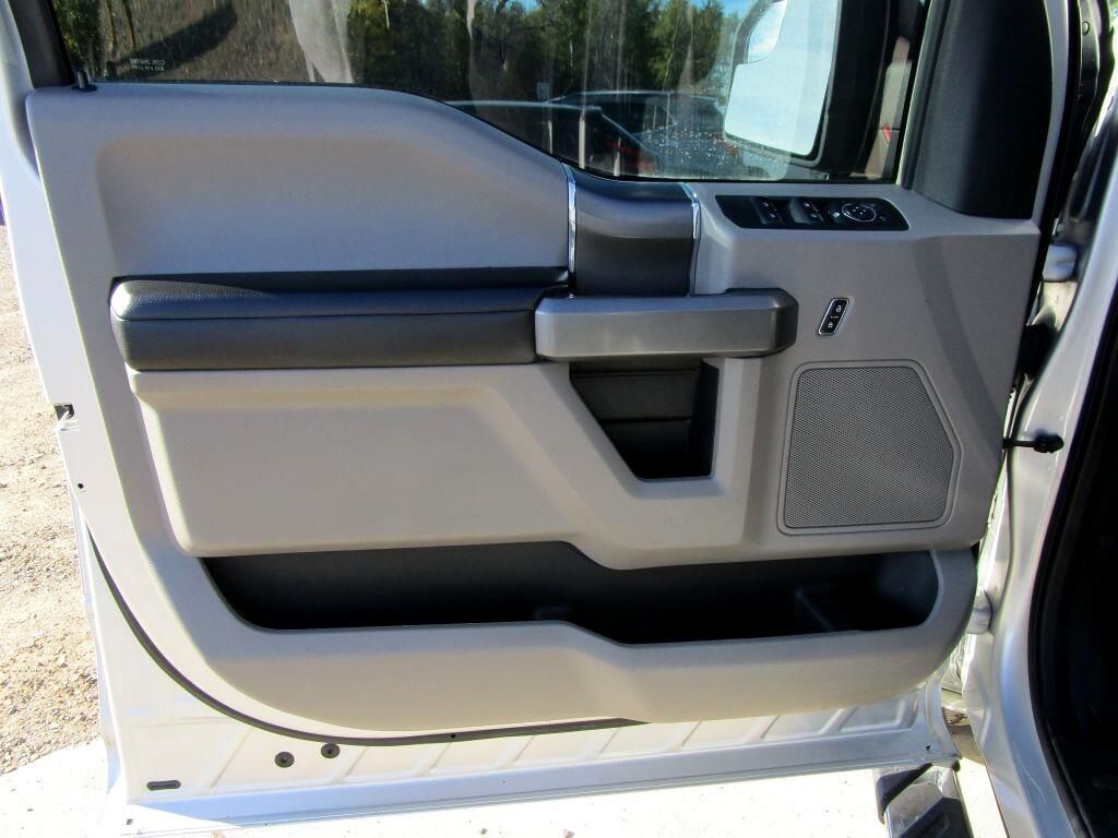Ford F-150 XL SuperCrew 5.5-ft. Bed 4WD 2016