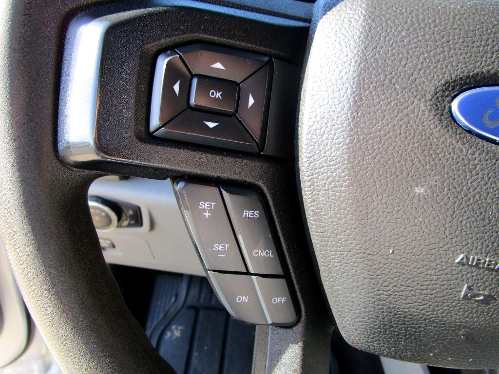 Ford F-150 XL SuperCrew 5.5-ft. Bed 4WD 2016