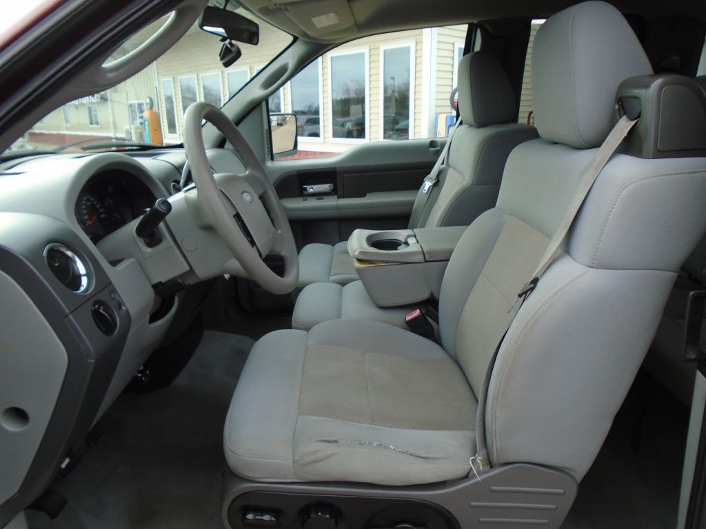 Ford F-150 XL SuperCab 4WD 2004