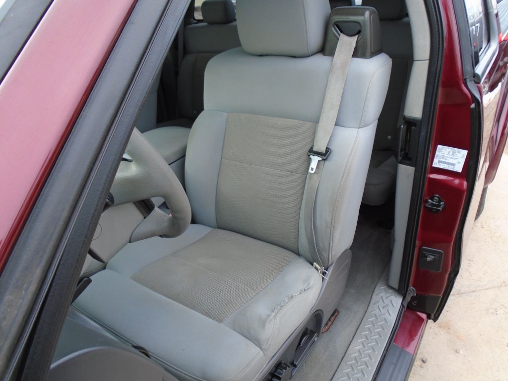Ford F-150 XL SuperCab 4WD 2004