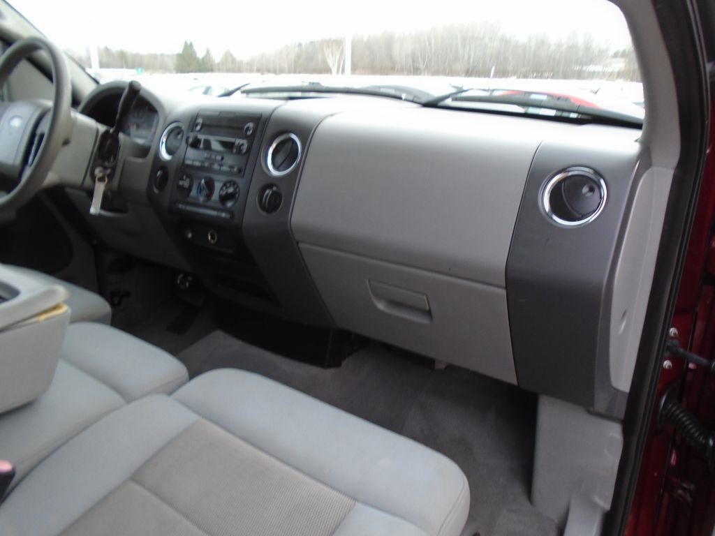 Ford F-150 XL SuperCab 4WD 2004