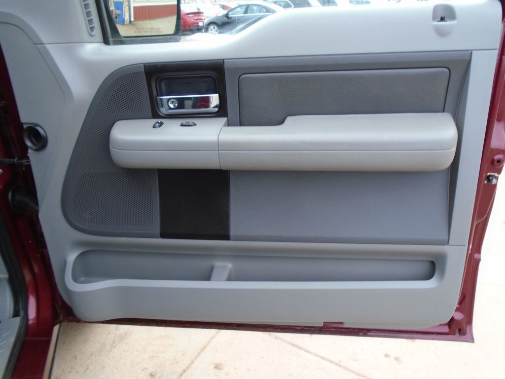 Ford F-150 XL SuperCab 4WD 2004
