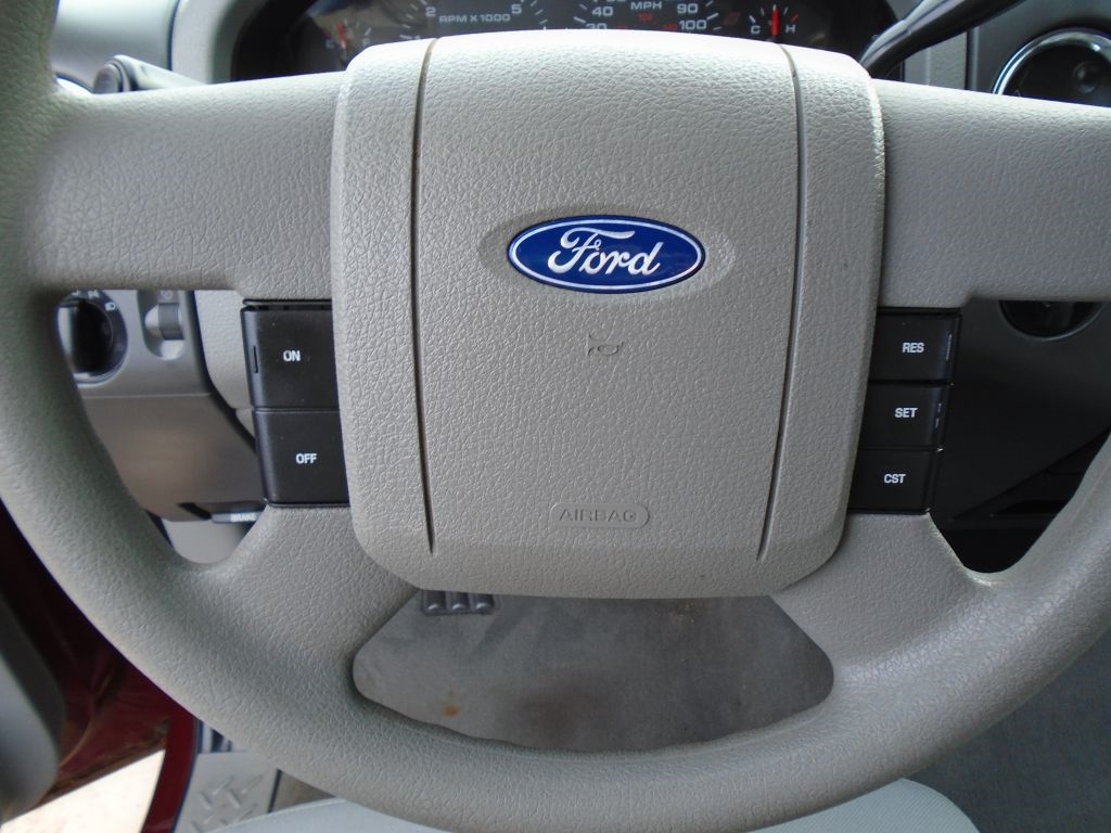 Ford F-150 XL SuperCab 4WD 2004