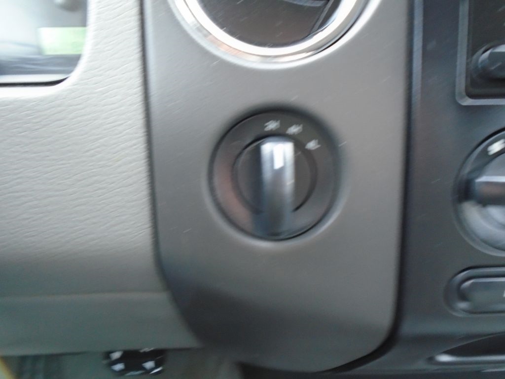 Ford F-150 XL SuperCab 4WD 2004