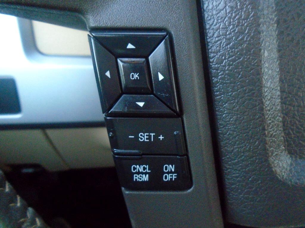 Ford F-150 XL SuperCrew 5.5-ft. Bed 4WD 2013