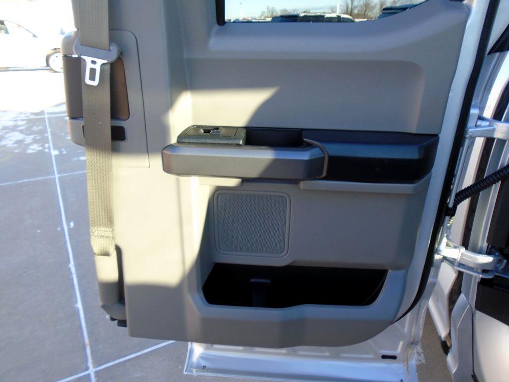 Ford F-150 XL SuperCab 8-ft. Bed 4WD 2015