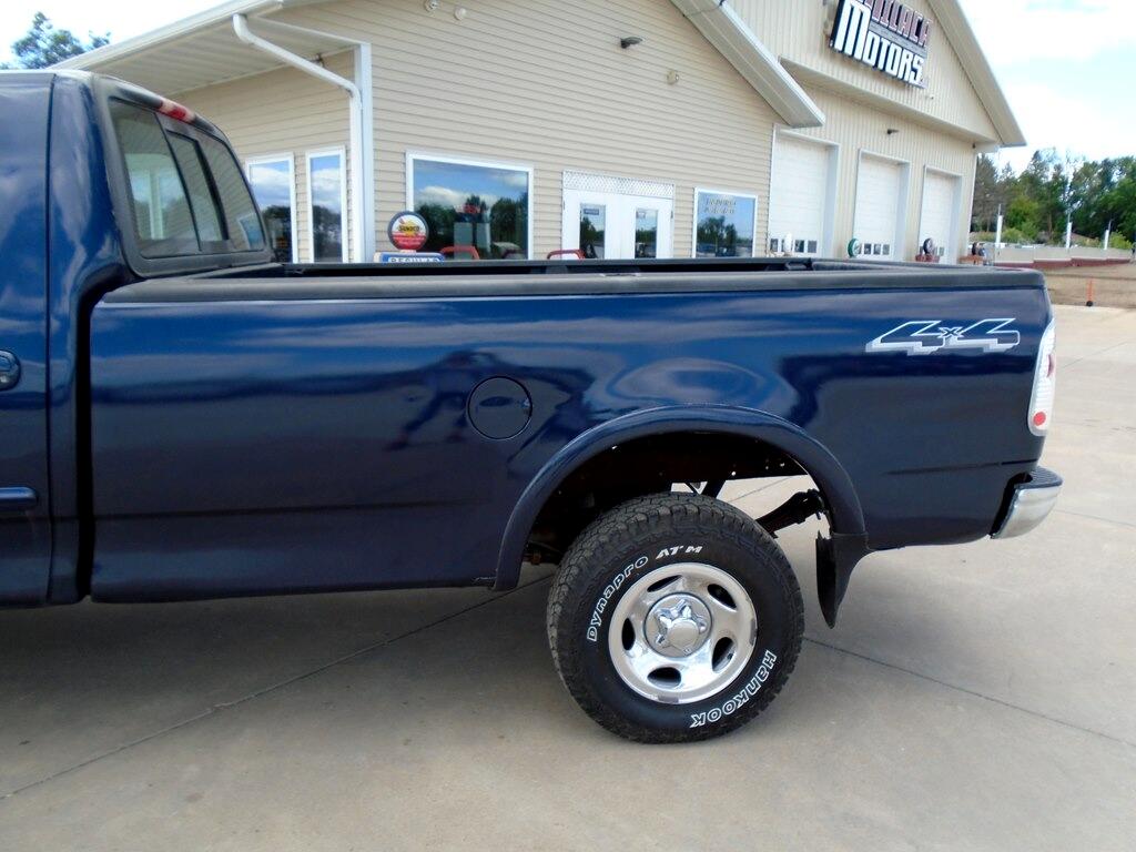 Ford F-150 XL Long Bed 4WD 2003