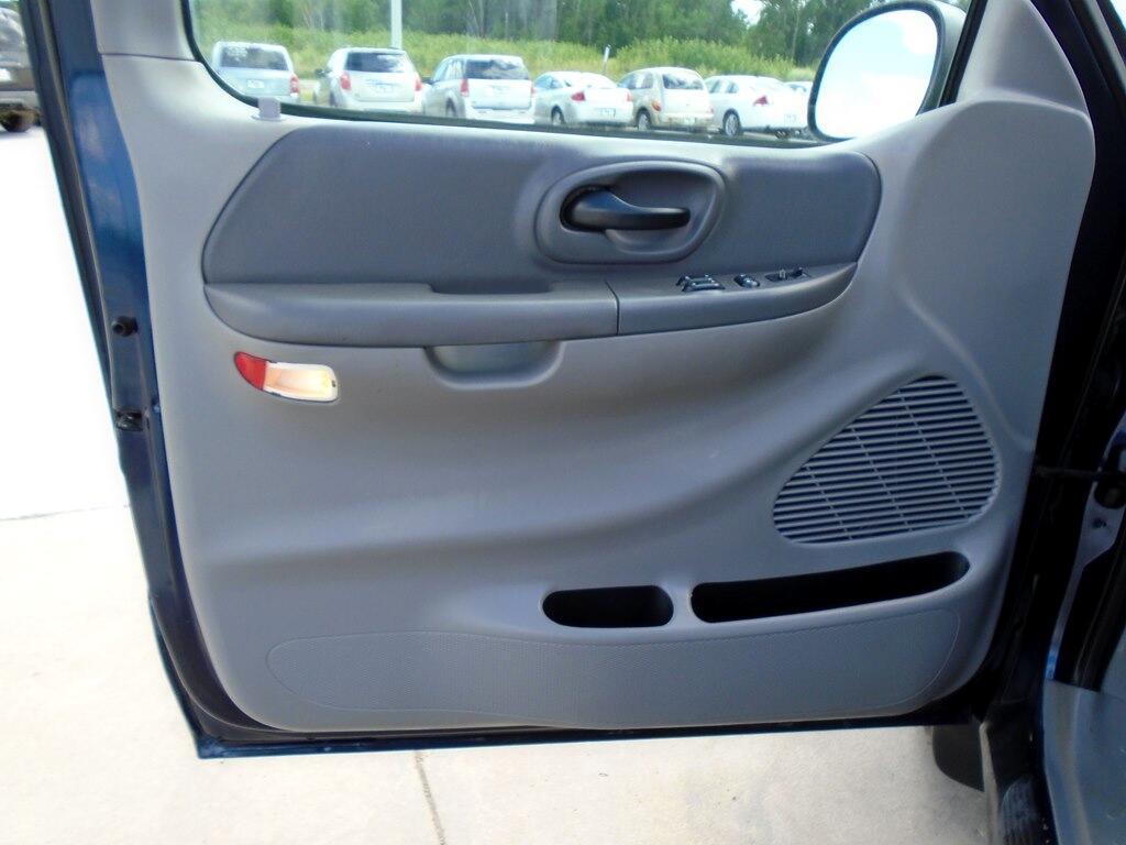 Ford F-150 XL Long Bed 4WD 2003