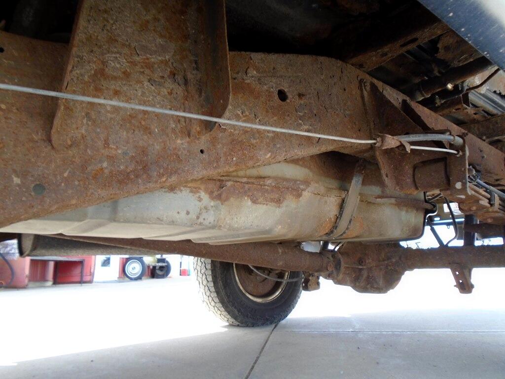 Ford F-150 XL Long Bed 4WD 2003