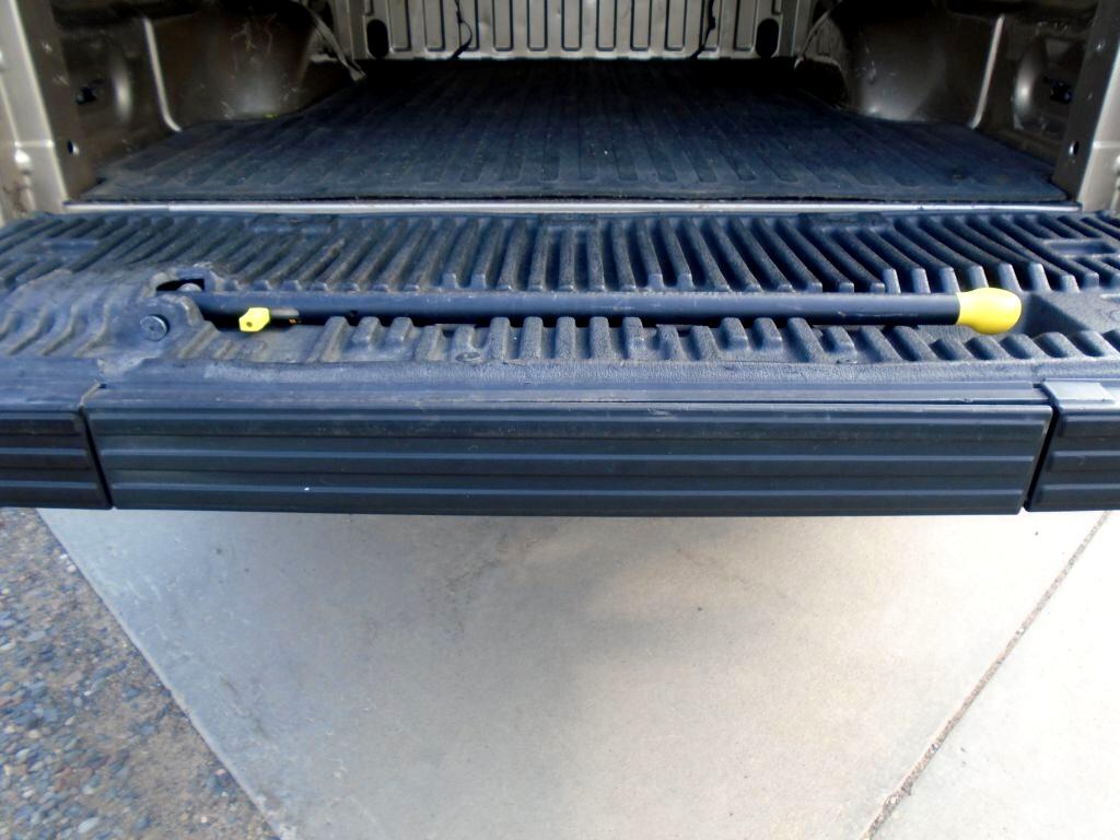 Ford F-150 XL SuperCab 8-ft. Bed 4WD 2011