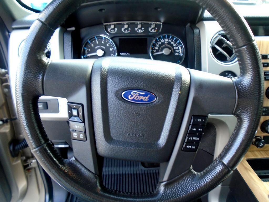 Ford F-150 XL SuperCab 8-ft. Bed 4WD 2011