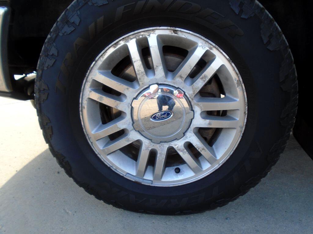 Ford F-150 XL SuperCab 8-ft. Bed 4WD 2011