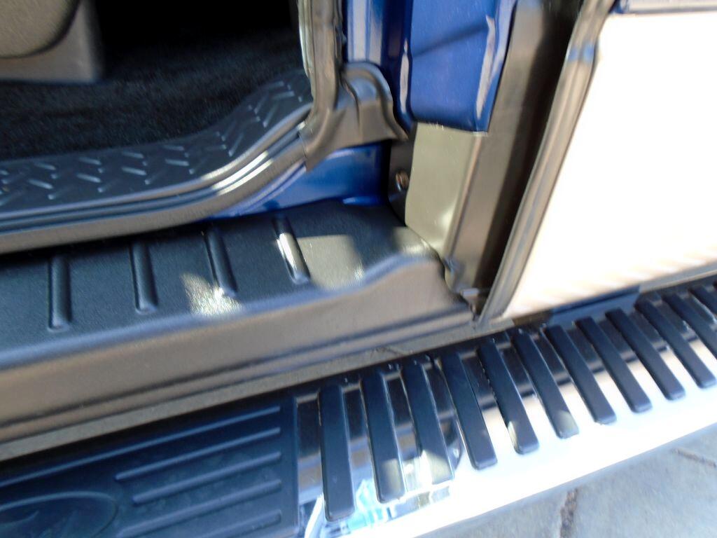 Ford F-150 XL SuperCab 8-ft. Bed 4WD 2011