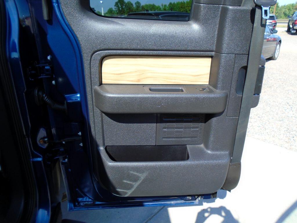 Ford F-150 XL SuperCab 8-ft. Bed 4WD 2011