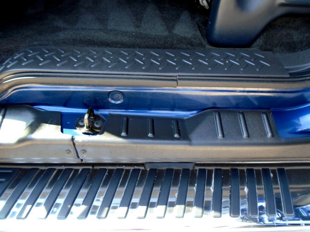 Ford F-150 XL SuperCab 8-ft. Bed 4WD 2011