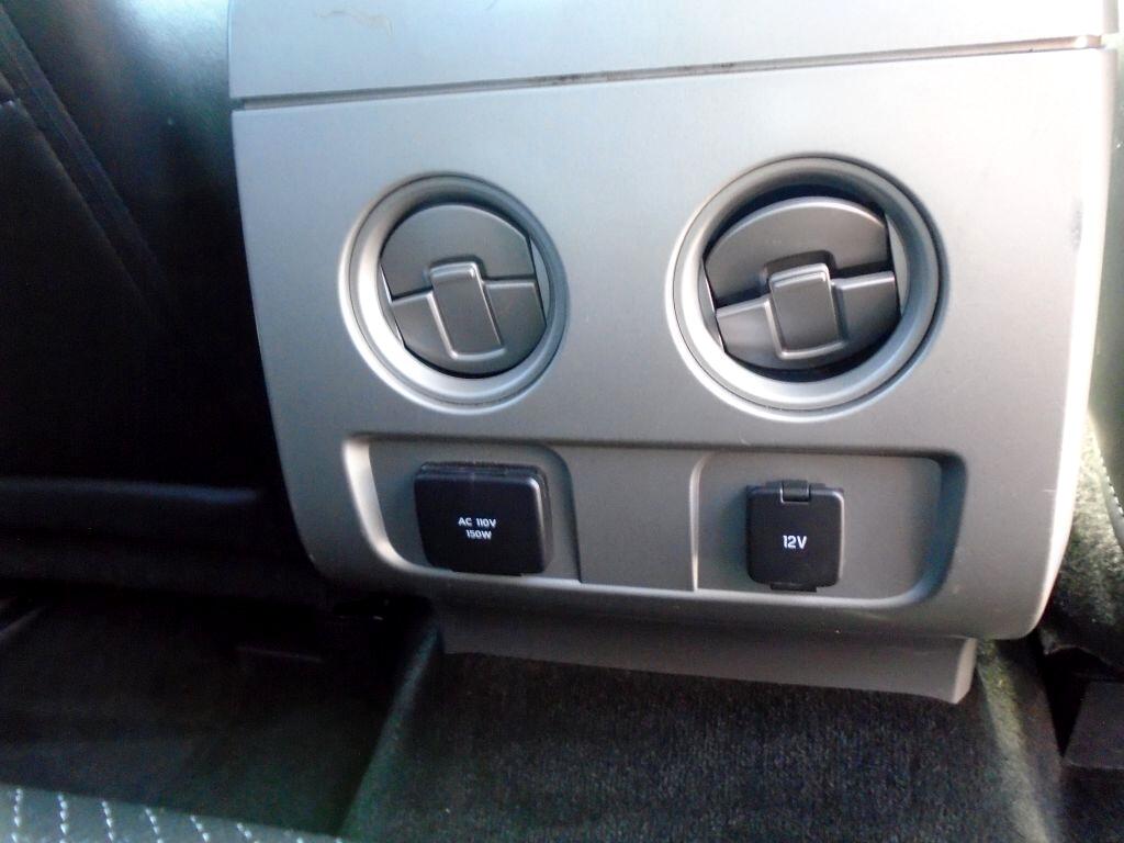 Ford F-150 XL SuperCab 8-ft. Bed 4WD 2011