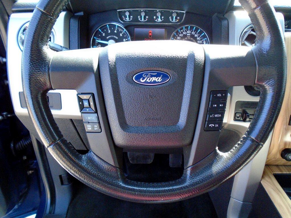 Ford F-150 XL SuperCab 8-ft. Bed 4WD 2011