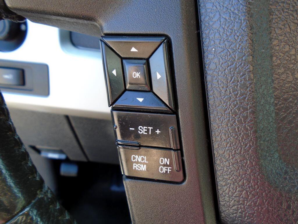 Ford F-150 XL SuperCab 8-ft. Bed 4WD 2011
