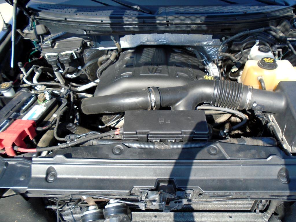 Ford F-150 XL SuperCab 8-ft. Bed 4WD 2011
