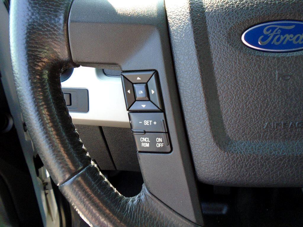 Ford F-150 XL SuperCrew 5.5-ft. Bed 4WD 2012