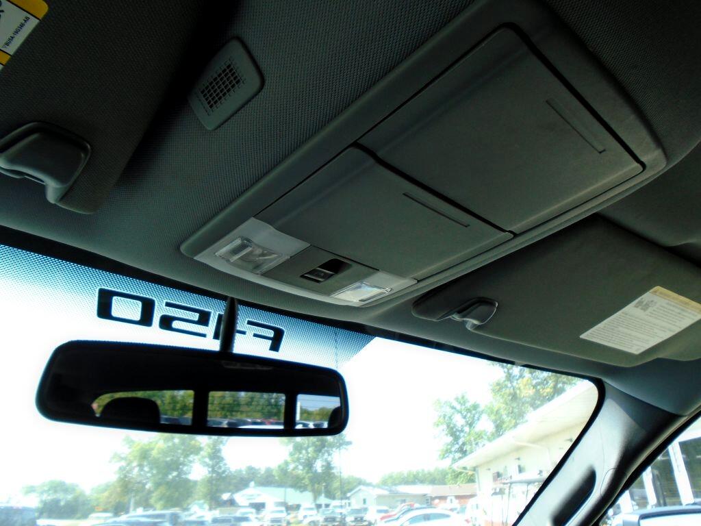 Ford F-150 XL SuperCrew 5.5-ft. Bed 4WD 2012