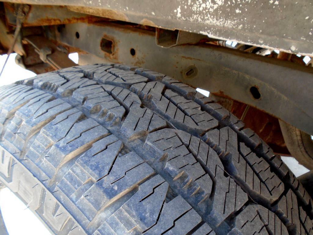 Ford F-150 XL SuperCrew 5.5-ft. Bed 4WD 2012
