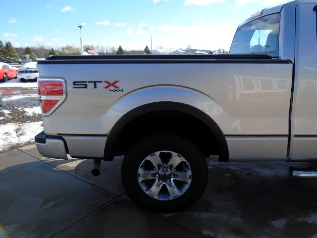 Ford F-150 XL SuperCab 8-ft. Bed 4WD 2013