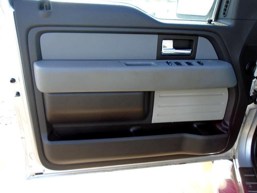 Ford F-150 XL SuperCab 8-ft. Bed 4WD 2013