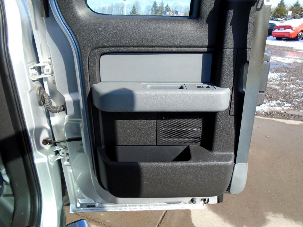 Ford F-150 XL SuperCab 8-ft. Bed 4WD 2013