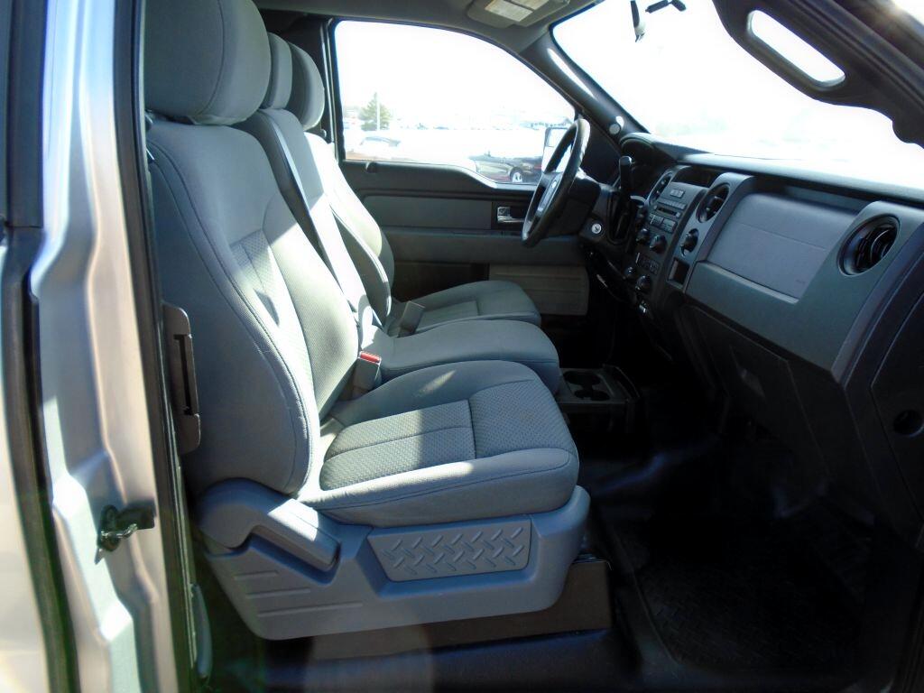 Ford F-150 XL SuperCab 8-ft. Bed 4WD 2013