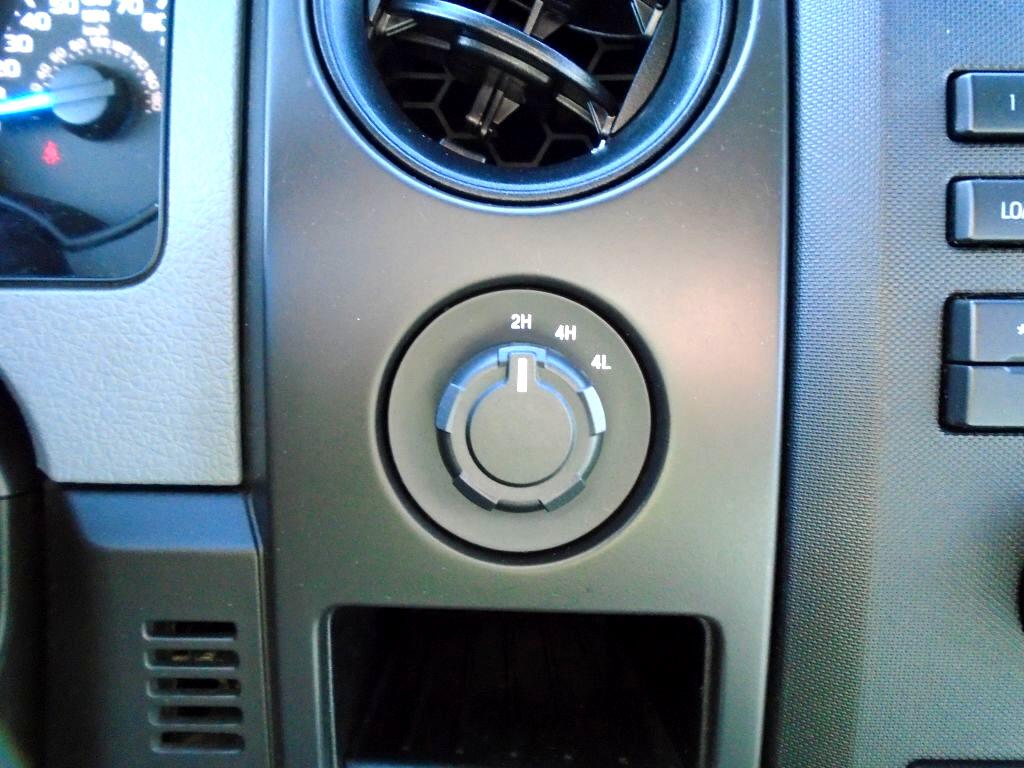 Ford F-150 XL SuperCab 8-ft. Bed 4WD 2013