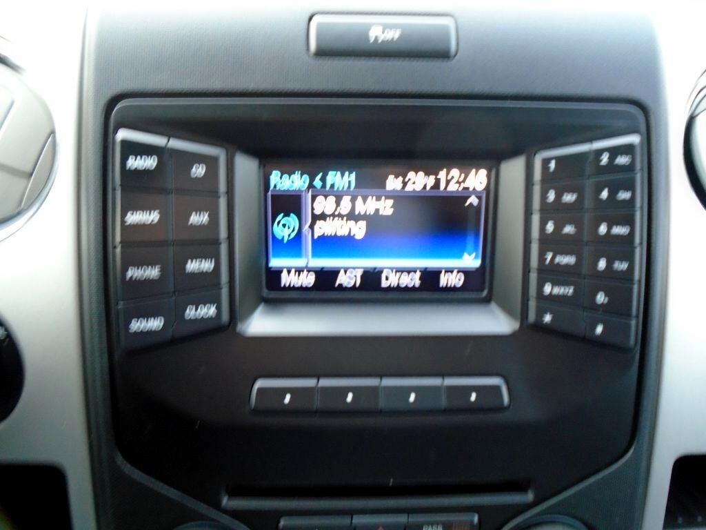 Ford F-150 XL SuperCrew 5.5-ft. Bed 4WD 2013