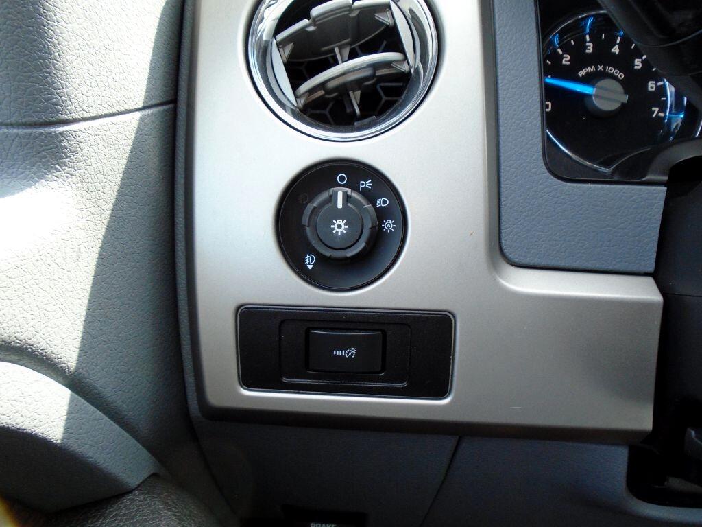 Ford F-150 XL SuperCrew 5.5-ft. Bed 4WD 2013