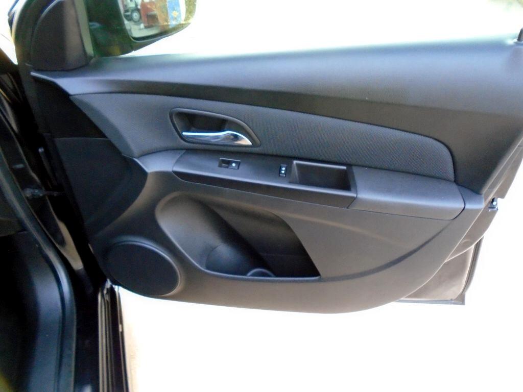 Chevrolet Cruze 2LT Auto 2015