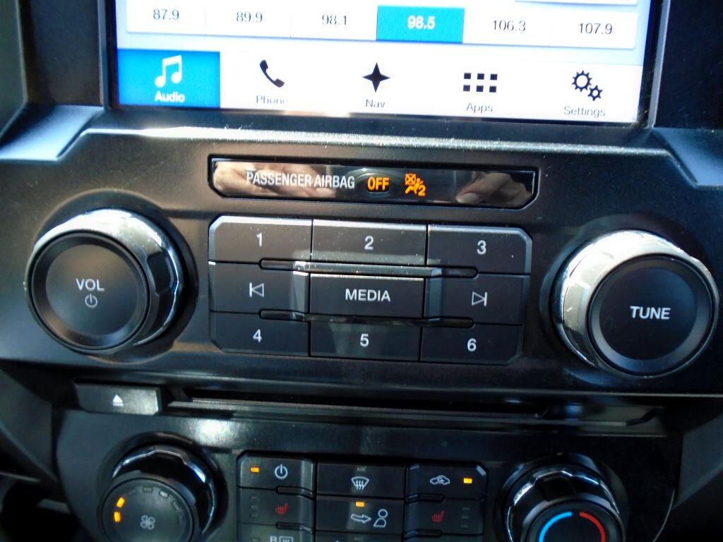 Ford F-150 XL SuperCrew 5.5-ft. Bed 4WD 2016