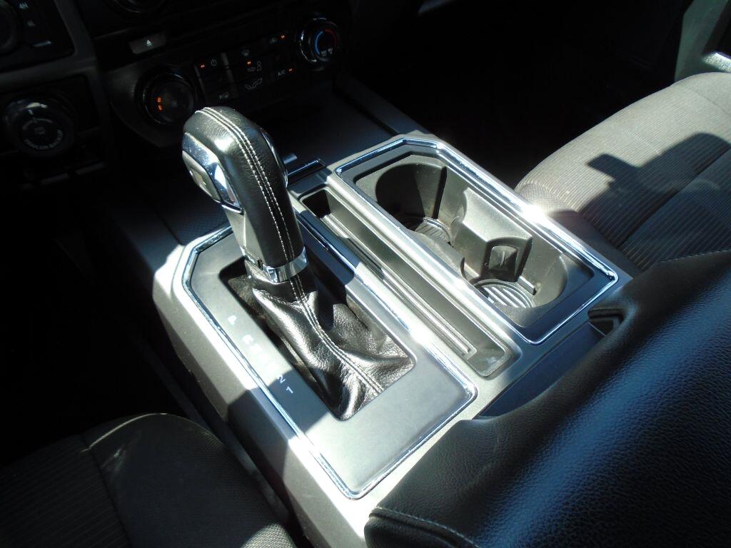 Ford F-150 XL SuperCrew 5.5-ft. Bed 4WD 2016