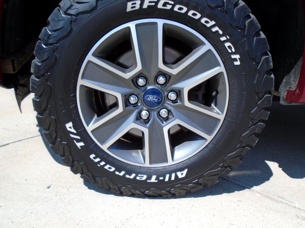 Ford F-150 XL SuperCrew 5.5-ft. Bed 4WD 2016