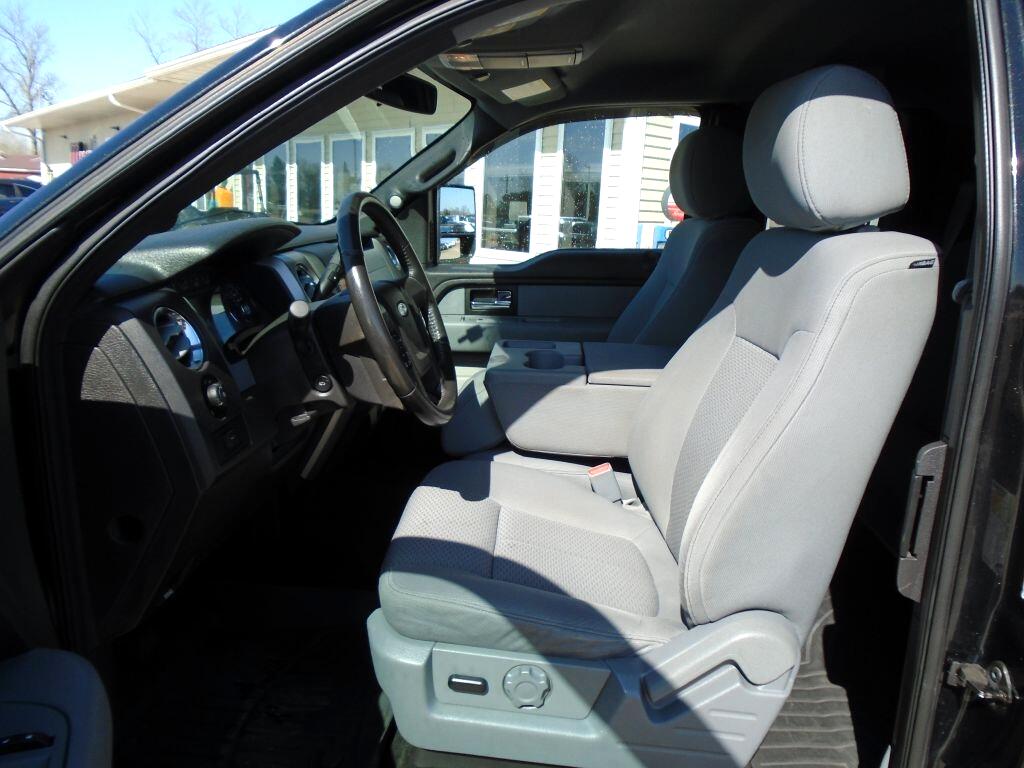 Ford F-150 XL SuperCab 8-ft. Bed 4WD 2013