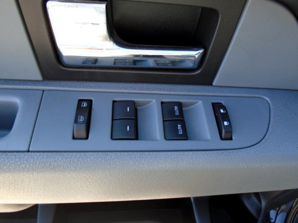 Ford F-150 XL SuperCab 8-ft. Bed 4WD 2013