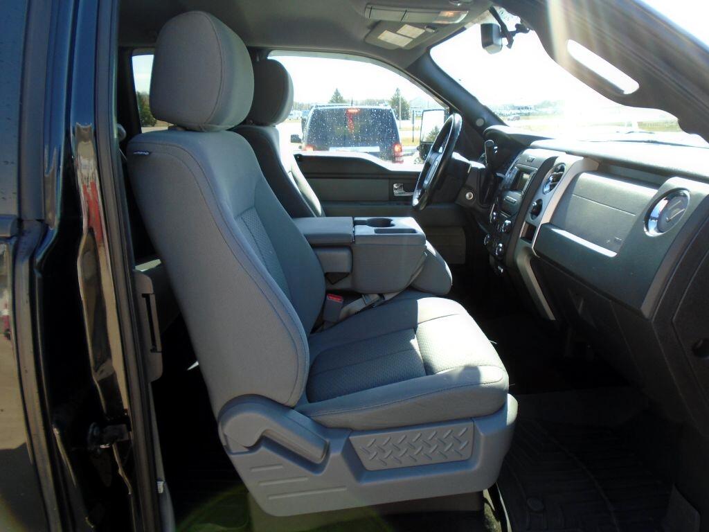 Ford F-150 XL SuperCab 8-ft. Bed 4WD 2013