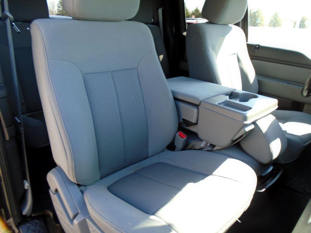 Ford F-150 XL SuperCab 8-ft. Bed 4WD 2013
