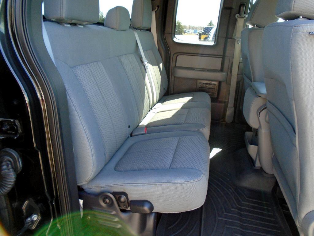 Ford F-150 XL SuperCab 8-ft. Bed 4WD 2013