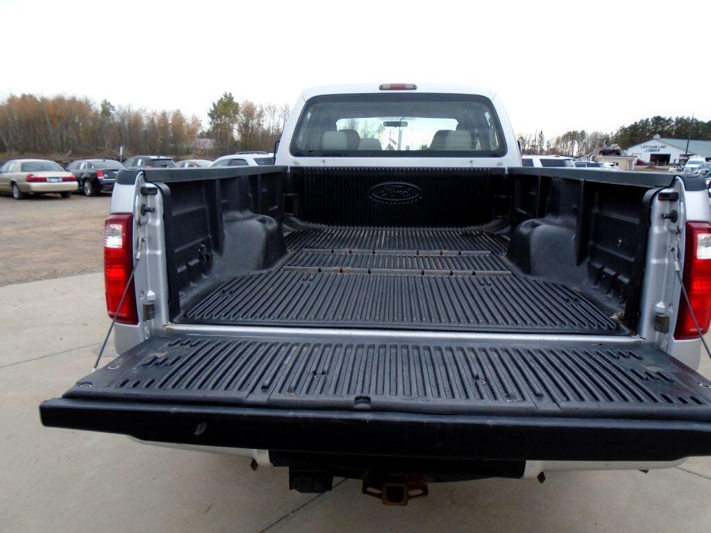 Ford F-250 SD XL Crew Cab 4WD 2008