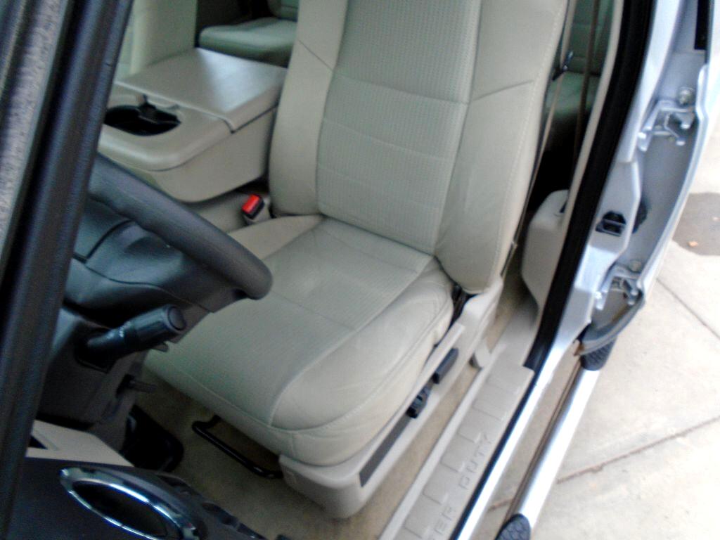 Ford F-250 SD XL Crew Cab 4WD 2008