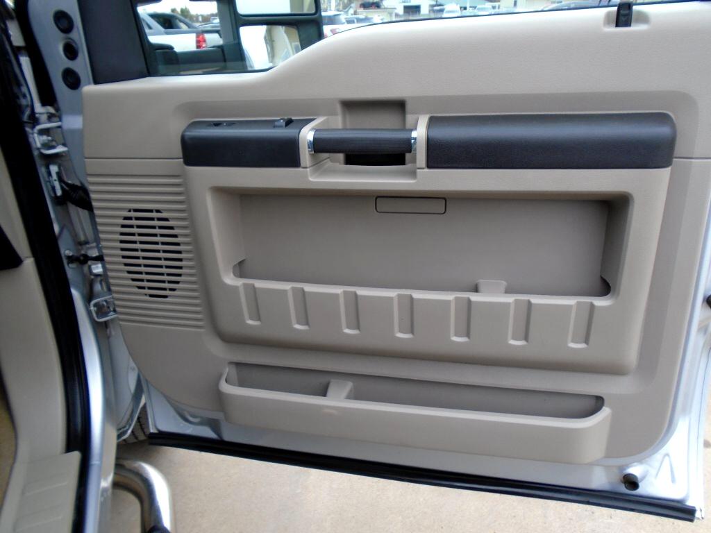 Ford F-250 SD XL Crew Cab 4WD 2008