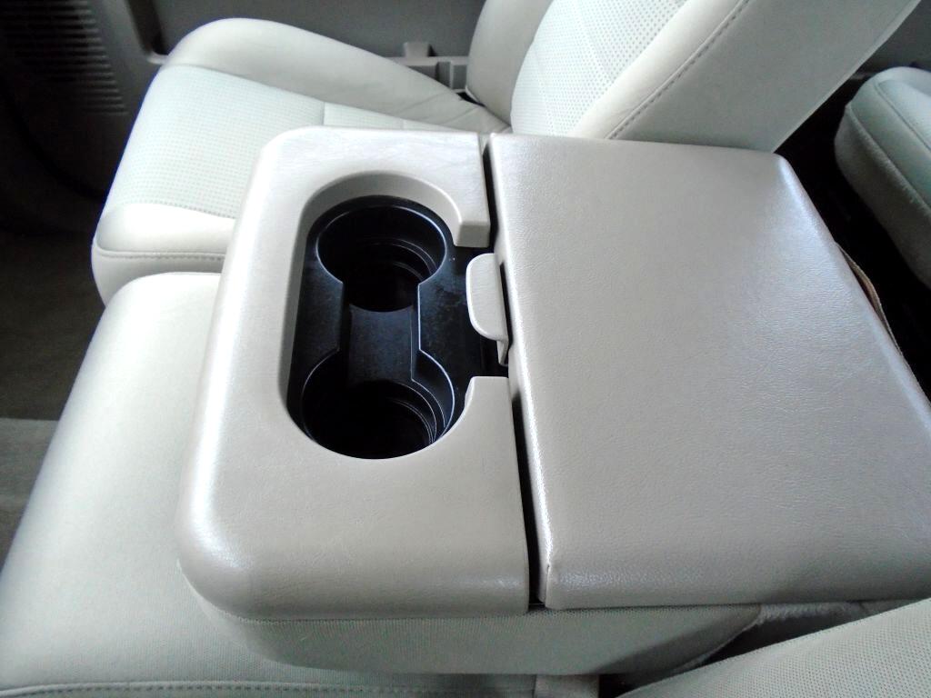 Ford F-250 SD XL Crew Cab 4WD 2008