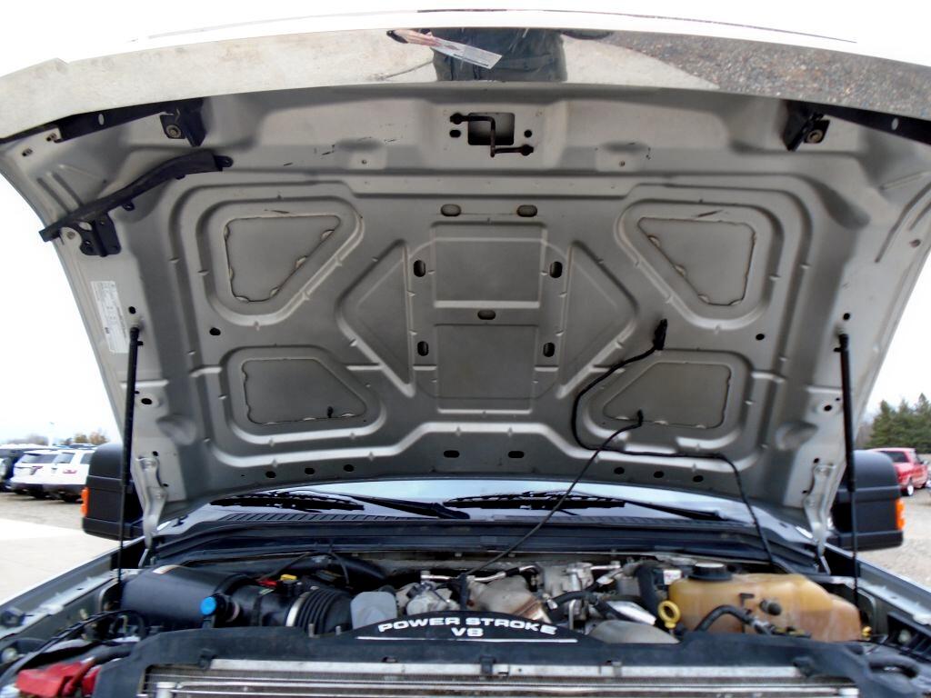 Ford F-250 SD XL Crew Cab 4WD 2008