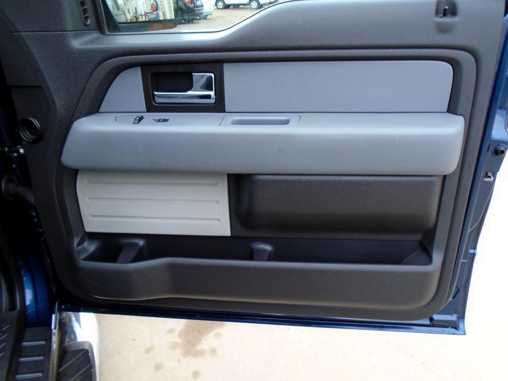 Ford F-150 XL SuperCrew 5.5-ft. Bed 4WD 2013