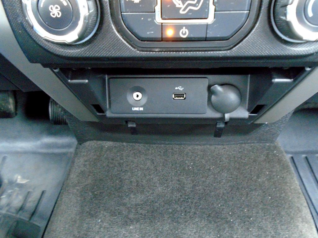Ford F-150 XL SuperCrew 5.5-ft. Bed 4WD 2013